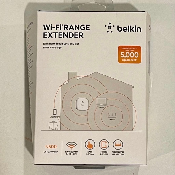 The Belkin Wi-Fi Range Extender - Picture 2 of 5